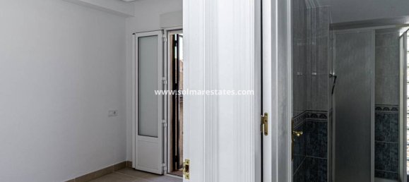 3 bedrooms Villa in Alicante, Spain No. 181619 19