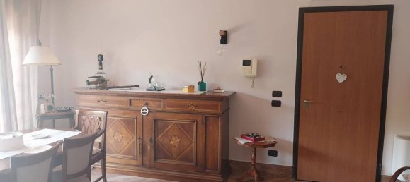 4 bedrooms Villa in Giugliano in Campania, Italy No. 273680 6