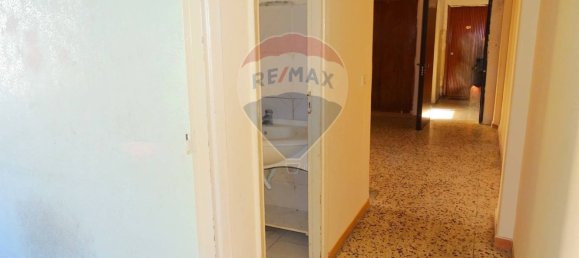 Квартира с 4 комнатами в Катания, Италия № 286400 18