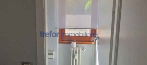 68m² Office in San Donato Milanese, Italy No. 359004 10