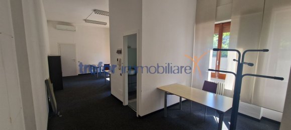 68m² Office in San Donato Milanese, Italy No. 359004 7