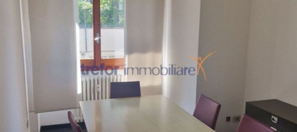 68m² Office in San Donato Milanese, Italy No. 359004 3