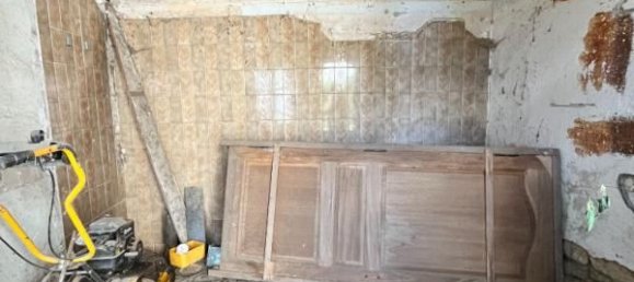 Studio in Nerondes, France No. 247710 6