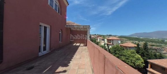 Apartamento de 3 dormitorios en La Duquesa, Spain No. 87773 8