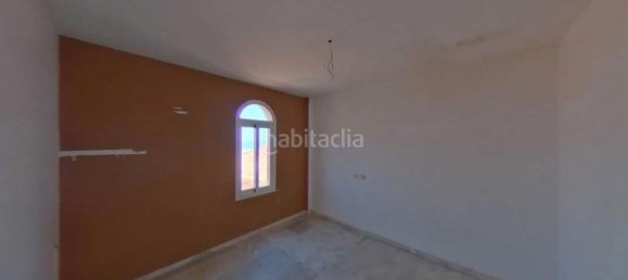 Apartamento de 3 dormitorios en La Duquesa, Spain No. 87773 34