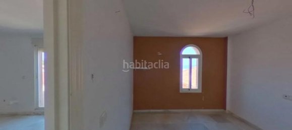 Apartamento de 3 dormitorios en La Duquesa, Spain No. 87773 33