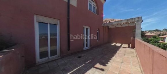 Apartamento de 3 dormitorios en La Duquesa, Spain No. 87773 9