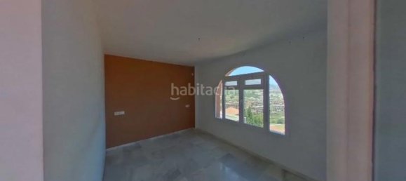 Apartamento de 3 dormitorios en La Duquesa, Spain No. 87773 26