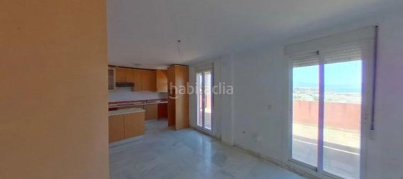 Apartamento de 3 dormitorios en La Duquesa, Spain No. 87773 40