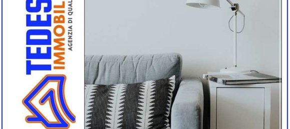 4 rooms Apartment in Sant'Angelo a Cupolo, Italy No. 300309 7