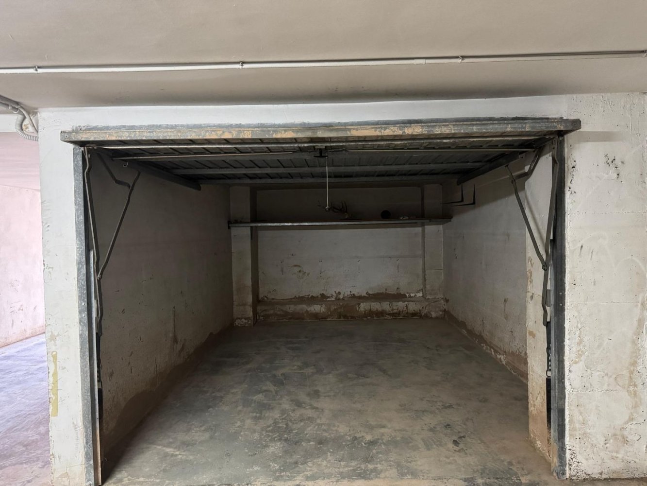 Garage in Algemesi, Spain 24m², Nr. 137635