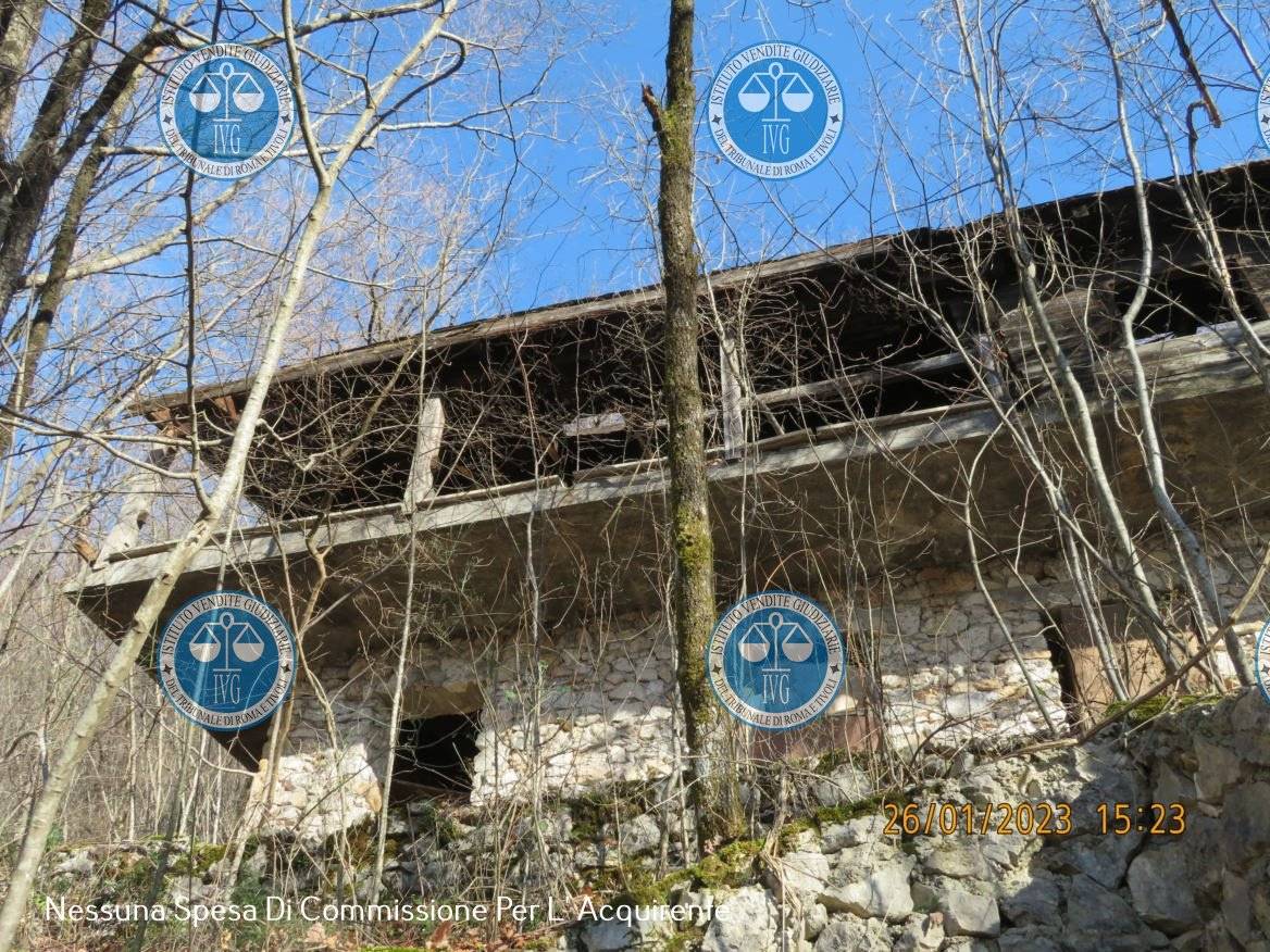 5 rooms Villa in Arsoli, Italy No. 310184