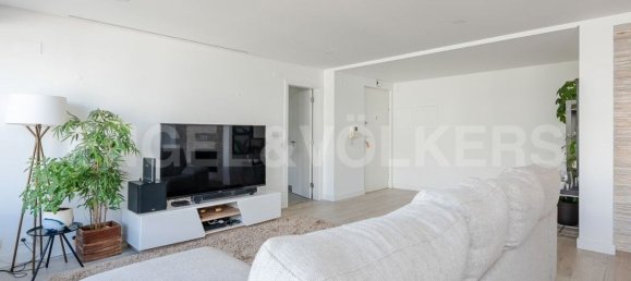 4 bedrooms Apartment in Lisbon, Portugal No. 86913 3