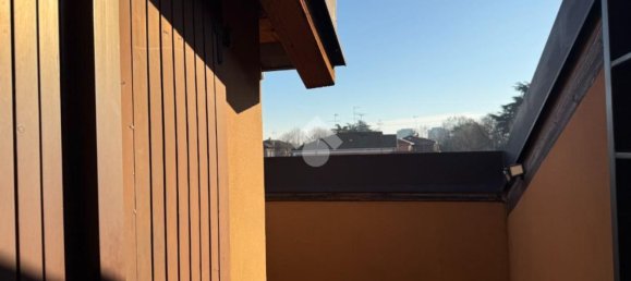 3 rooms Apartment in Budrio, Italy No. 152839 2