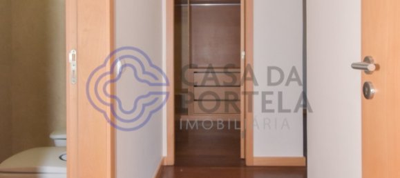 4 bedrooms Apartment in Vila Nova de Gaia, Portugal No. 49066 31