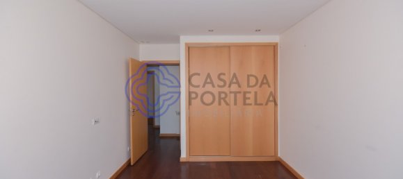 4 bedrooms Apartment in Vila Nova de Gaia, Portugal No. 49066 9