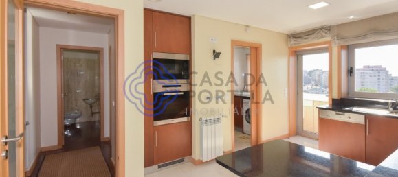 4 bedrooms Apartment in Vila Nova de Gaia, Portugal No. 49066 39