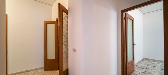 3-Zimmer Wohnung in Messina, Italy, Nr. 47608 11