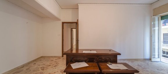 3-Zimmer Wohnung in Messina, Italy, Nr. 47608 8