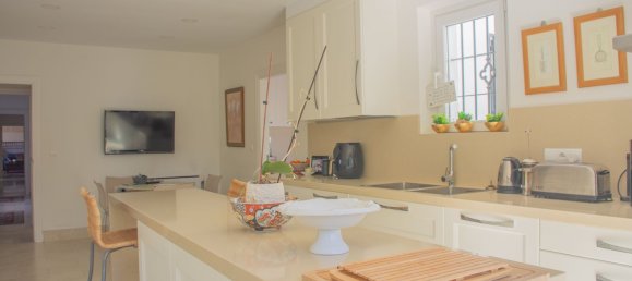 5 bedrooms House in Cadiz, Spain No. 29236 22