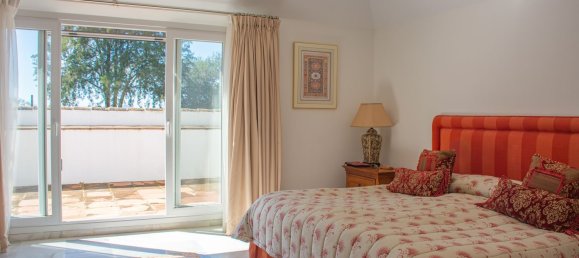 5 bedrooms House in Cadiz, Spain No. 29236 72