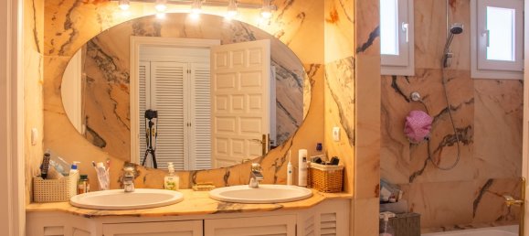 5 bedrooms House in Cadiz, Spain No. 29236 78