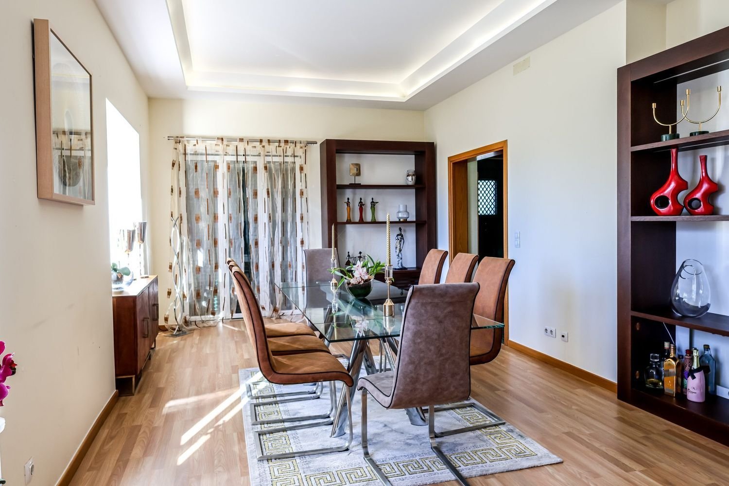 8 bedrooms House in Rio de Mouro, Portugal No. 216405