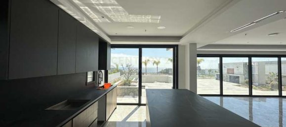 4 bedrooms Villa in Parekklisia, Cyprus No. 6519 8