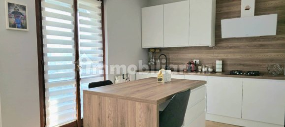 2 bedrooms Apartment in Cologno Monzese, Italy No. 64354 7