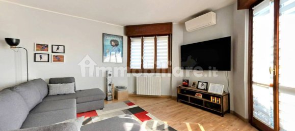 2 bedrooms Apartment in Cologno Monzese, Italy No. 64354 9