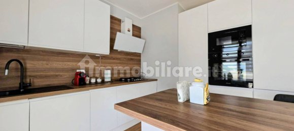 2 bedrooms Apartment in Cologno Monzese, Italy No. 64354 8
