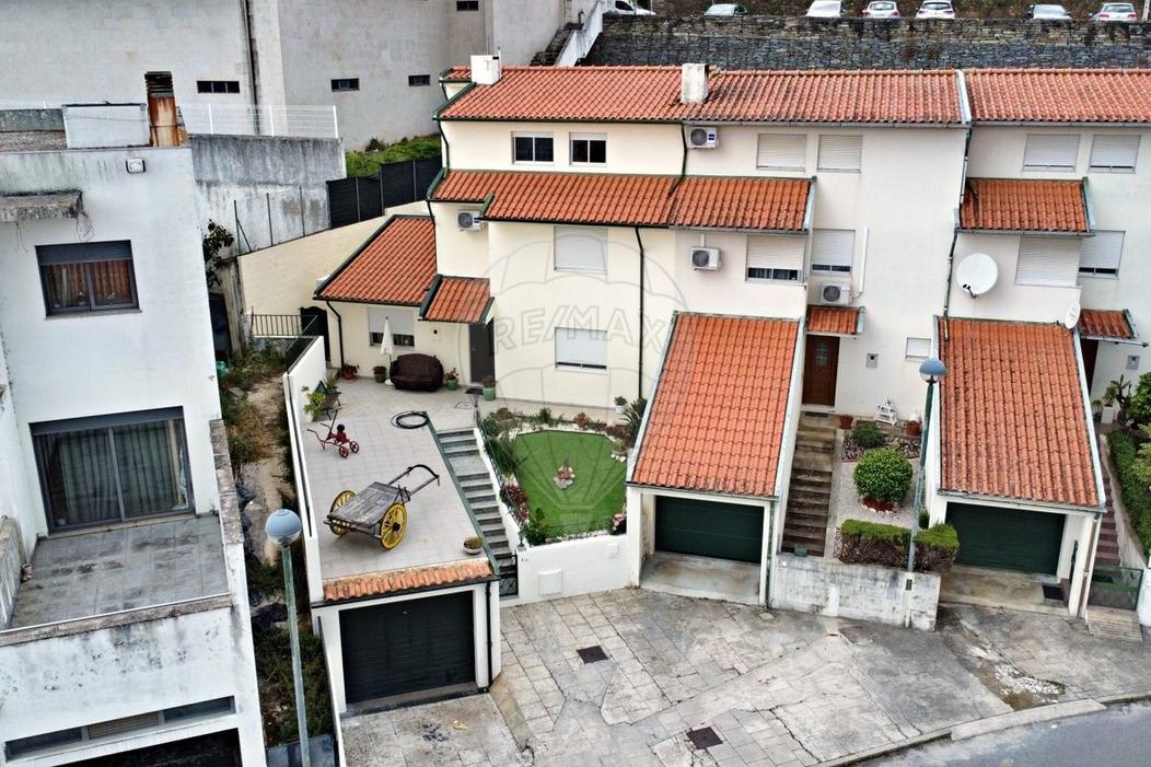 4 bedrooms House in Peso da Regua, Portugal No. 17924