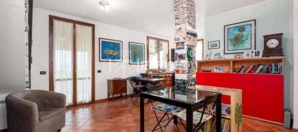 3 غرف نوم شقة في Castellarano, Italy رقم 273895 5