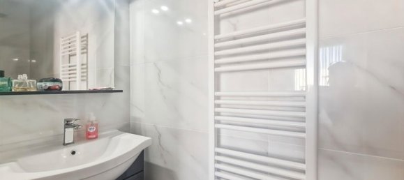 6 bedrooms House in Saint-Xandre, France No. 294642 15