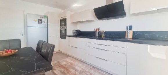 6 bedrooms House in Saint-Xandre, France No. 294642 18