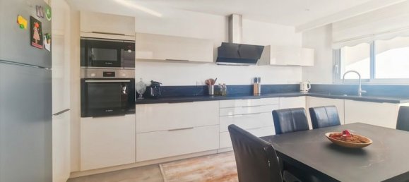 6 bedrooms House in Saint-Xandre, France No. 294642 10