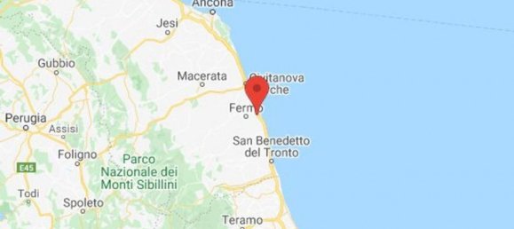 550m² Warehouse in Porto San Giorgio, Italy No. 375068 16