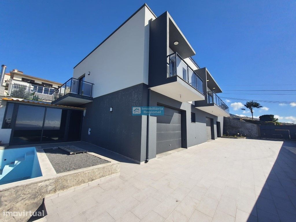 3 غرف نوم منزل في Santa Cruz, Portugal رقم 141981