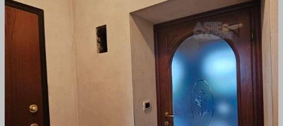 5 bedrooms Apartment in Cirié, Italy No. 372954 10