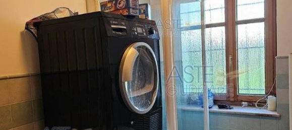 5 bedrooms Apartment in Cirié, Italy No. 372954 5