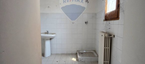 34-salle Maison à Sulmona, Italy No. 288436 18