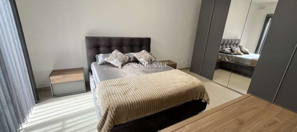 1 غرف نوم بانتهاوس في Luqa, Malta رقم 8161 9