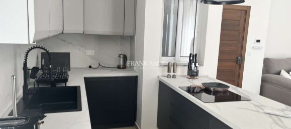 1 غرف نوم بانتهاوس في Luqa, Malta رقم 8161 3