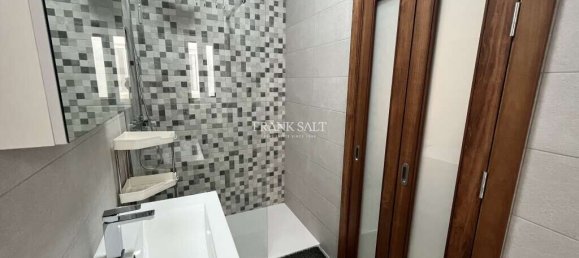 1 غرف نوم بانتهاوس في Luqa, Malta رقم 8161 12