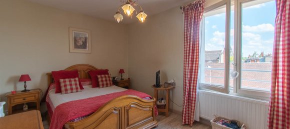 3 chambres Appartement à Vierzon, France No. 230687 7