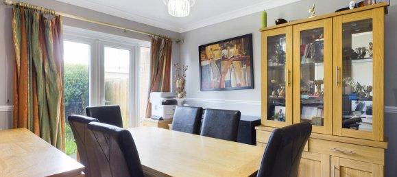 4 bedrooms House in Dartford, United Kingdom No. 10621 25