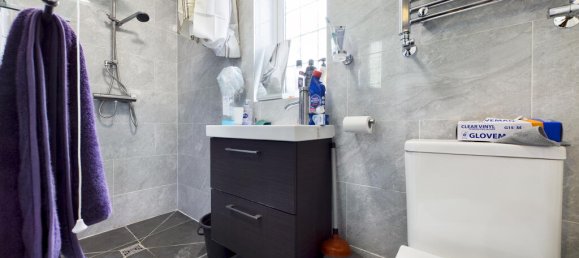 4 bedrooms House in Dartford, United Kingdom No. 10621 44