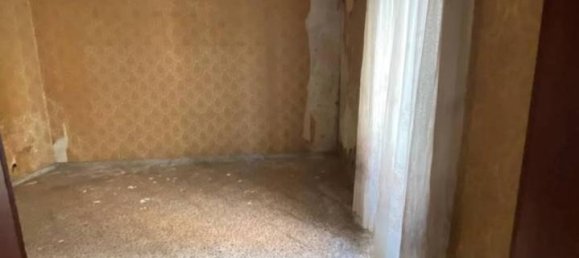 5 rooms Apartment in Nocera Inferiore, Italy No. 165988 8