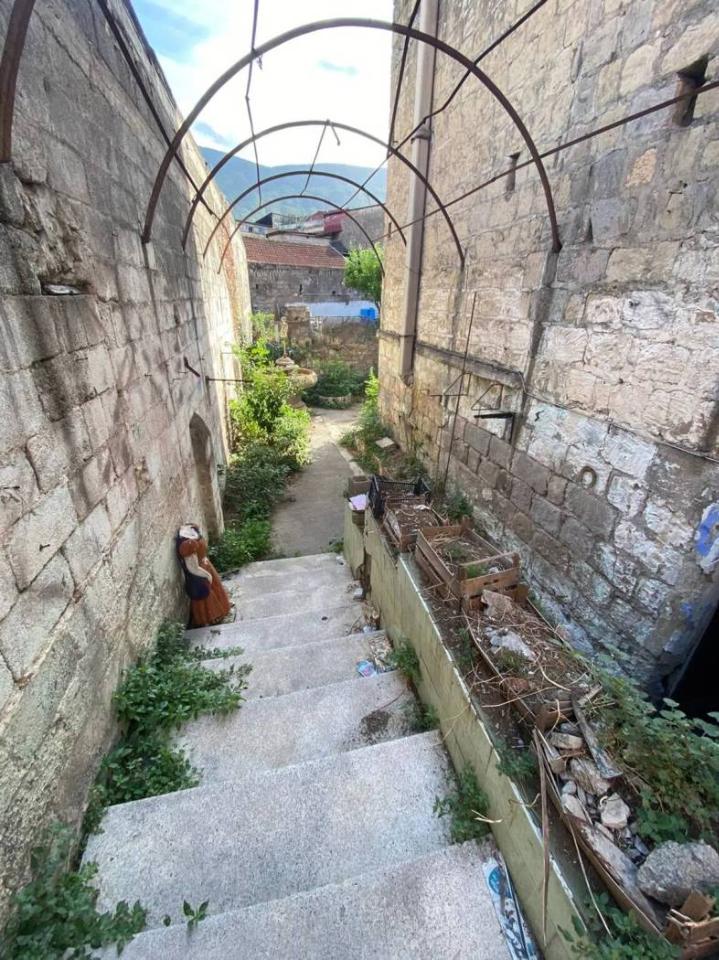 5 rooms Apartment in Nocera Inferiore, Italy No. 165988