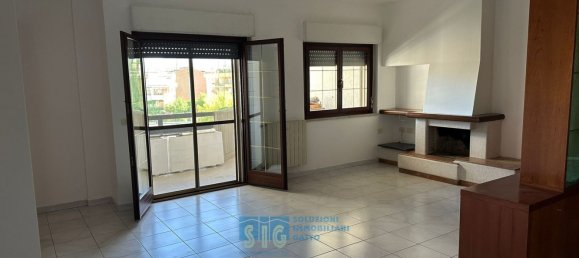 4 rooms Apartment in Latina, Italy No. 283457 4